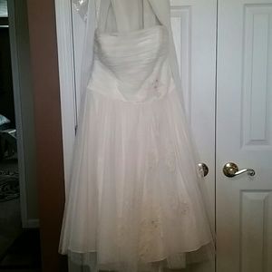 Wedding dress